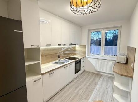 Fotka 2 | Pronájem bytu, 3+1, 90 m²