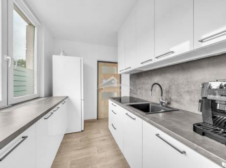 Fotka 3 | Prodej bytu, 2+1, 59 m²