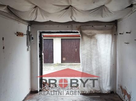 4 | Prodej - malý objekt/garáž