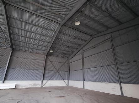. | Pronájem - skladovací prostor, 500 m²