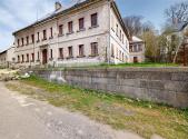 Prodej - nájemní dům, 1 570 m²