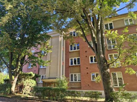 Pronájem bytu, 4+kk, 80 m²