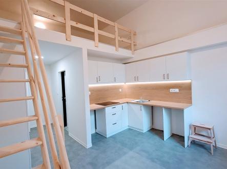. | Pronájem bytu, 1+kk, 25 m²