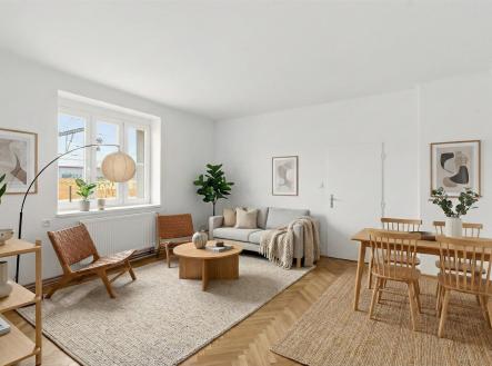 Prostorný byt 2+1 s předzahrádkou | Prodej bytu, 2+1, 126 m²