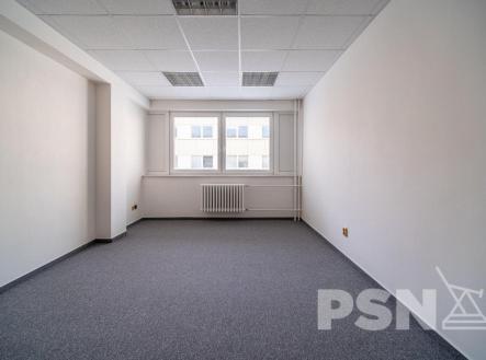 Kanceláře různých velikostí v Hradci Králové s parkováním | Pronájem - kanceláře, 20 m²