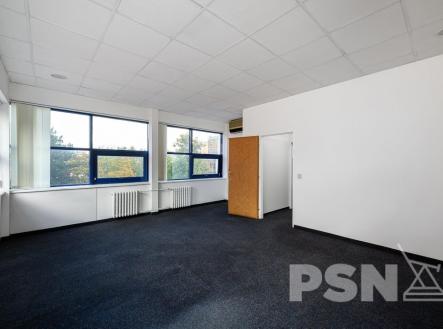 Praktické kanceláře na Žižkově | Pronájem - kanceláře, 45 m²