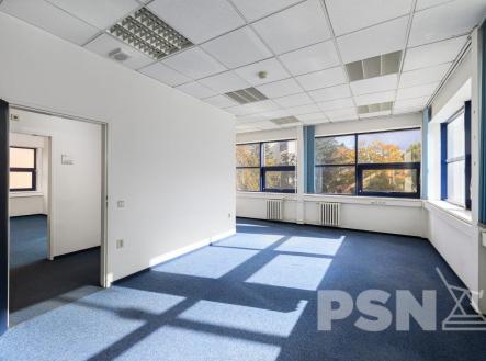 Praktické kanceláře na Žižkově | Pronájem - kanceláře, 145 m²