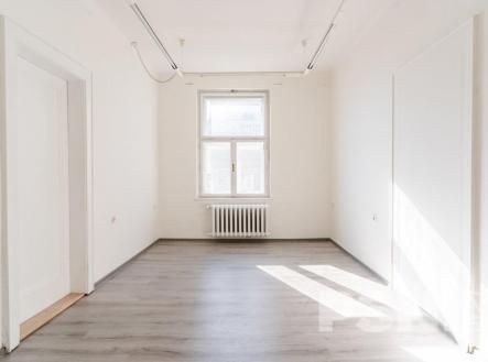 Kanceláře nedaleko centra a vlakového nádraží | Pronájem - kanceláře, 20 m²