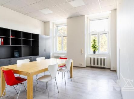 Kanceláře nedaleko centra a vlakového nádraží | Pronájem - kanceláře, 30 m²