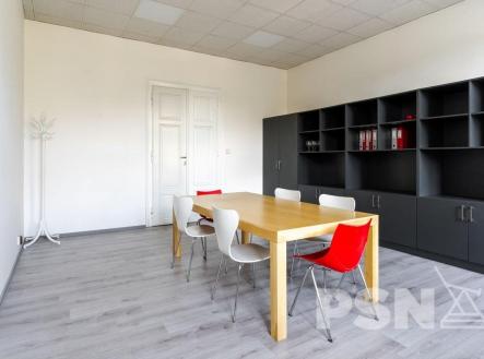 Kanceláře nedaleko centra a vlakového nádraží | Pronájem - kanceláře, 30 m²