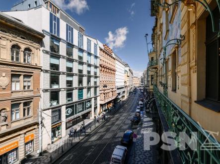 Bytové prostory v historickém domě U Nováků | Pronájem bytu, atypický, 884 m²