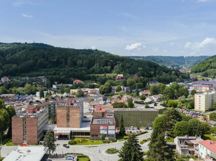 2 | Pronájem - komerční objekt, sklad, 450 m²