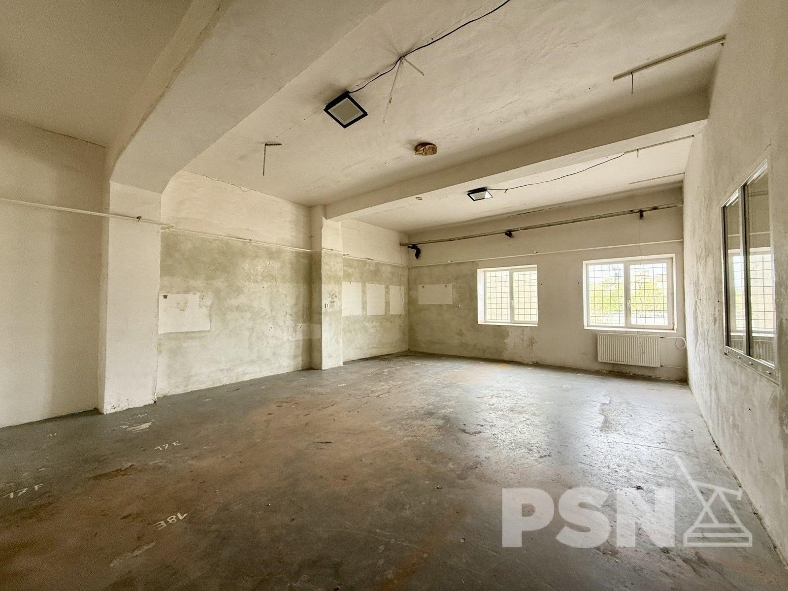 Komerční hala - Komárovské nábřeží Brno