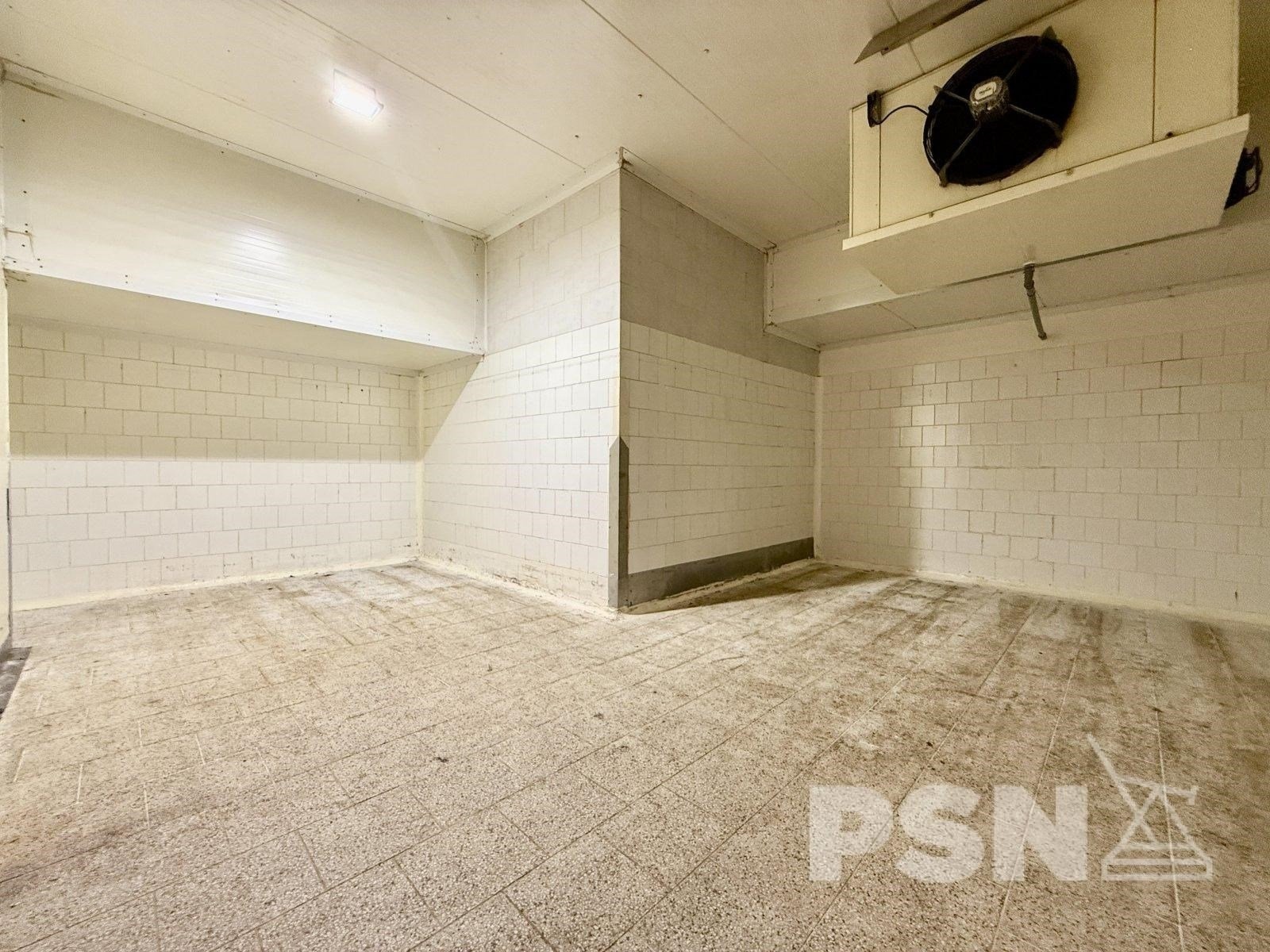 Výrobní hala - Komárovské nábřeží Brno