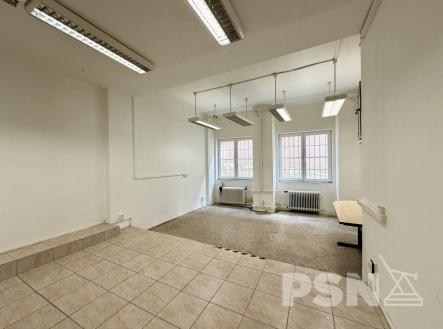 Komerční hala - Komárovské nábřeží Brno | Pronájem - komerční objekt, sklad, 678 m²