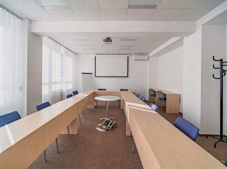 002 | Pronájem - kanceláře, 260 m²