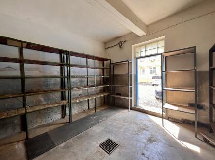 JULSKLAD (2) | Pronájem - komerční objekt, sklad, 45 m²