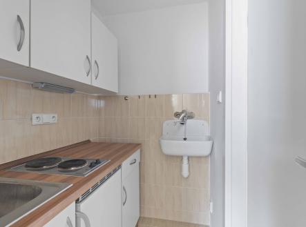 3 | Pronájem - kanceláře, 28 m²