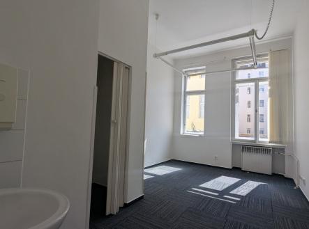 3 | Pronájem - kanceláře, 15 m²