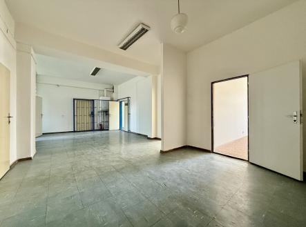 JULBSH (2) | Pronájem - kanceláře, 12 m²