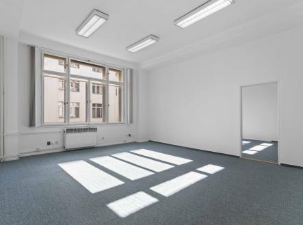 2 | Pronájem - kanceláře, 260 m²