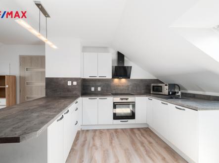 44.jpg | Prodej - dům/vila, 450 m²