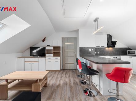 43.jpg | Prodej - dům/vila, 450 m²