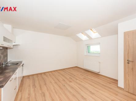 skvrnanska-18cvc2024-0002.jpg | Pronájem bytu, 2+kk, 35 m²