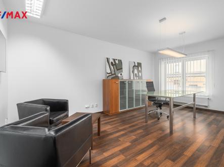 17.jpg | Pronájem - kanceláře, 46 m²