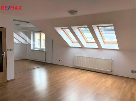 img_8928acf9c1.jpg | Pronájem bytu, 2+kk, 46 m²