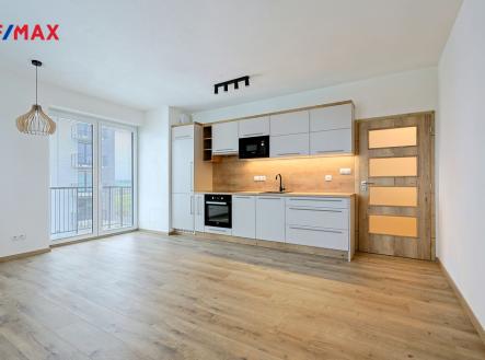 pfr37597.jpg | Pronájem bytu, 2+kk, 51 m²