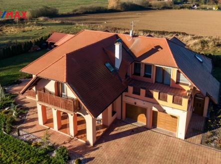 dji-0508-1.jpg | Prodej - dům/vila, 636 m²