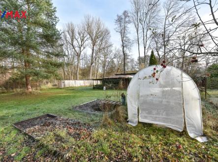 km-10-18lis2025-0008.jpg | Prodej - pozemek, zahrada, 729 m²