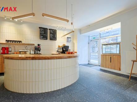 r6pf7989.jpg | Pronájem - obchodní prostor, 210 m²