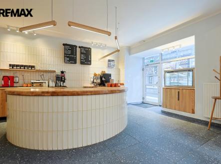 r6pf7989.jpg | Pronájem - obchodní prostor, 210 m²