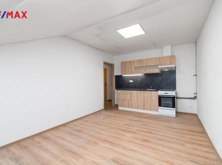 12.jpg | Pronájem bytu, 2+kk, 37 m²