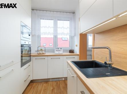 Kuchyňská linka | Prodej bytu, 3+1, 60 m²