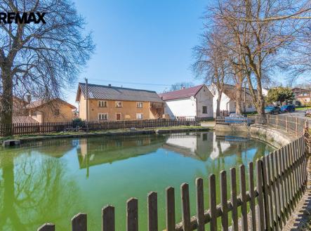 Dům | Prodej - dům/vila, 90 m²