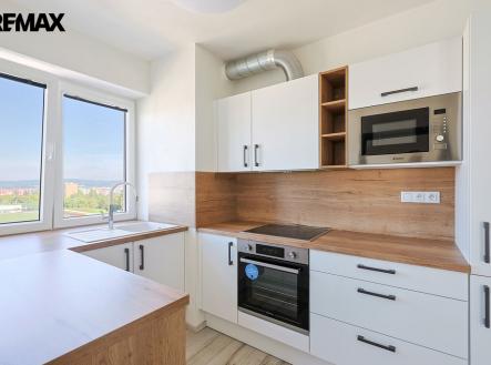 pfr32741.jpg | Pronájem bytu, 3+kk, 64 m²