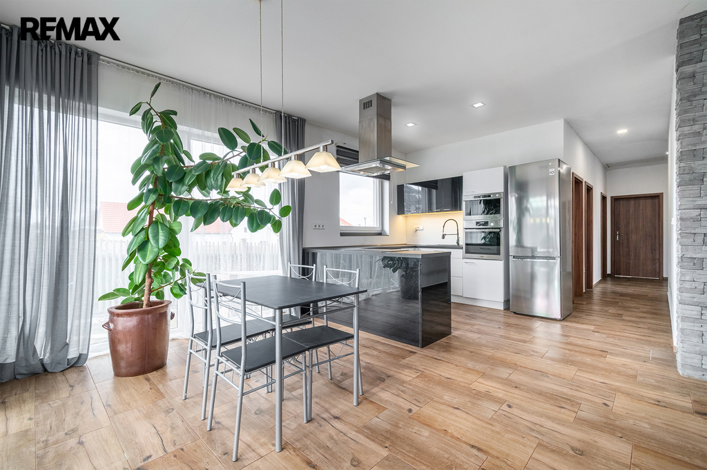 Obývací pokoj s kk