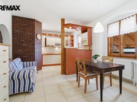 6.jpg | Prodej - dům/vila, 298 m²