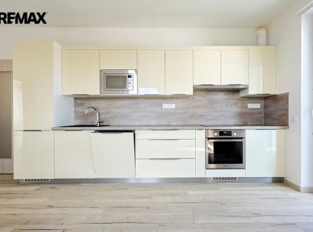 r6pf0603.jpg | Pronájem bytu, 2+kk, 53 m²