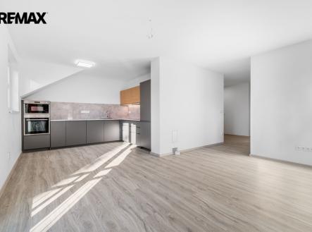 24.jpg | Pronájem bytu, 4+kk, 80 m²