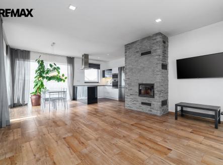 Obývací pokoj s kk | Prodej bytu, 4+kk, 650 m²
