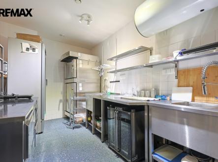 r6pf8093.jpg | Pronájem - restaurace, 210 m²