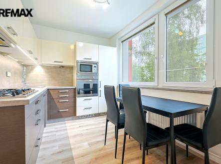 Pronájem bytu, 2+1, 62 m² obrázek