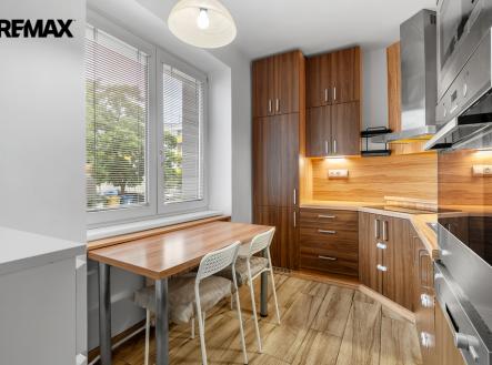 10.jpg | Prodej bytu, 3+1, 72 m²
