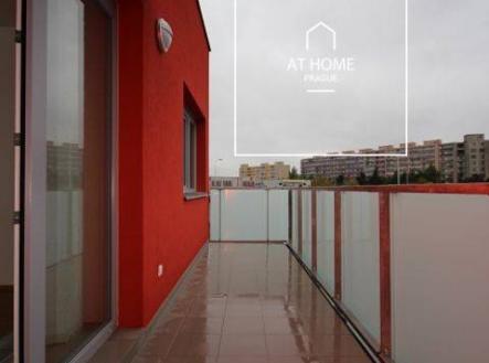 Bez popisku | Pronájem bytu, 2+kk, 57 m²