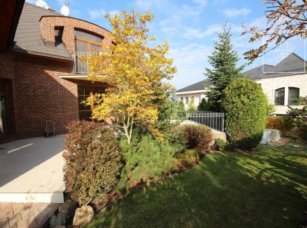 Bez popisku | Pronájem - dům/vila, 384 m²