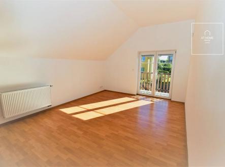 Bez popisku | Pronájem - dům/vila, 200 m²